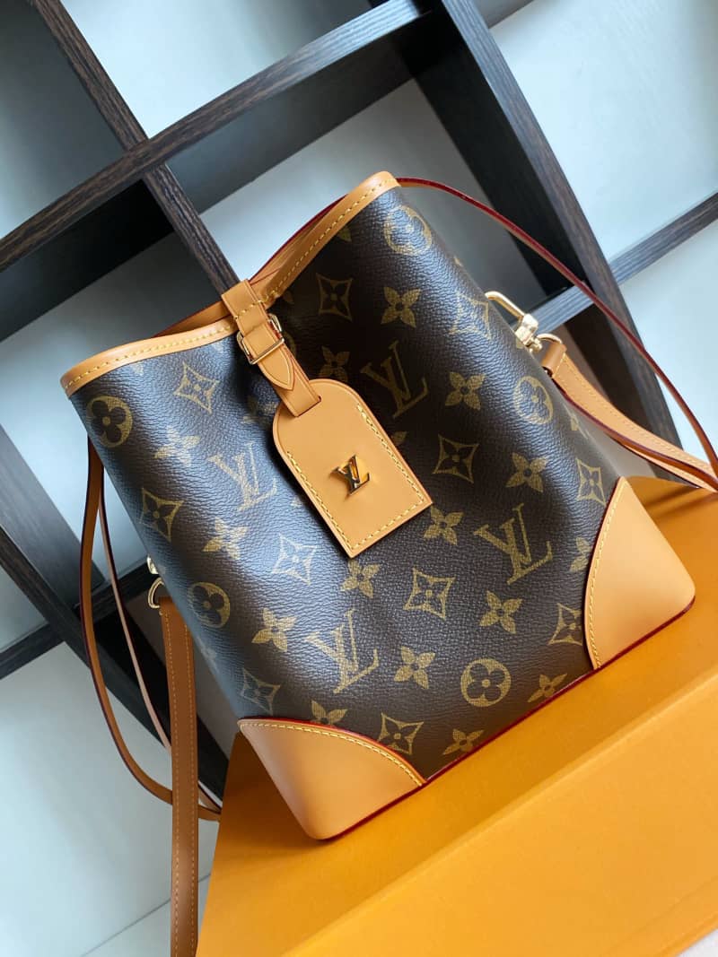 Louis Vuitton Monogram Canvas Replica Bucket Bag M45550
