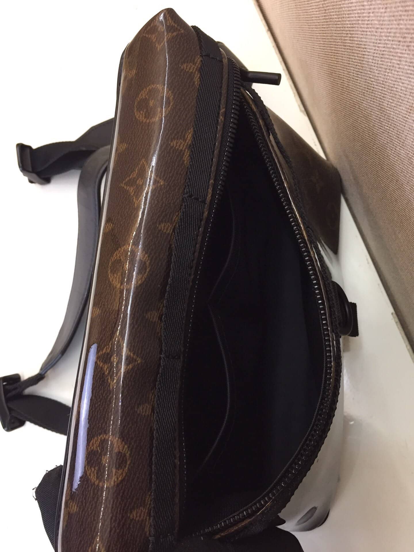 Louis Vuitton PM Monogram Glaze Messenger Bag Replica M43895
