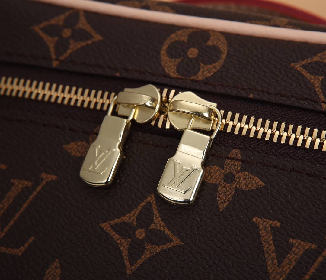 Louis Vuitton Monogram Canvas Nice Mini Beauty Case Replica M44495