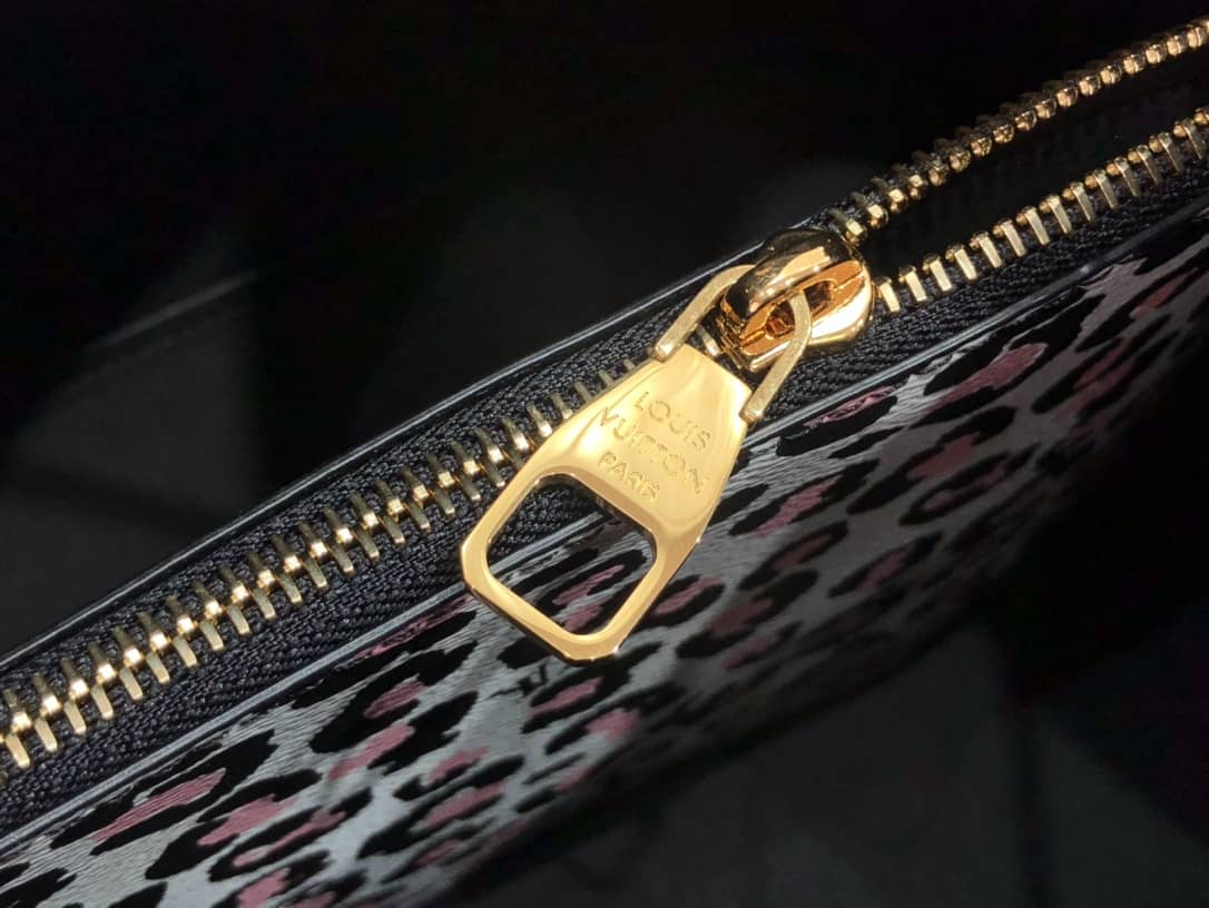 Louis Vuitton Neo Noe Monogram Leather Replica Bag Black M44679