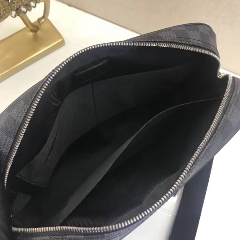 Louis Vuitton Damier Graphite Dayton MM Replica Messenger Bag N41409
