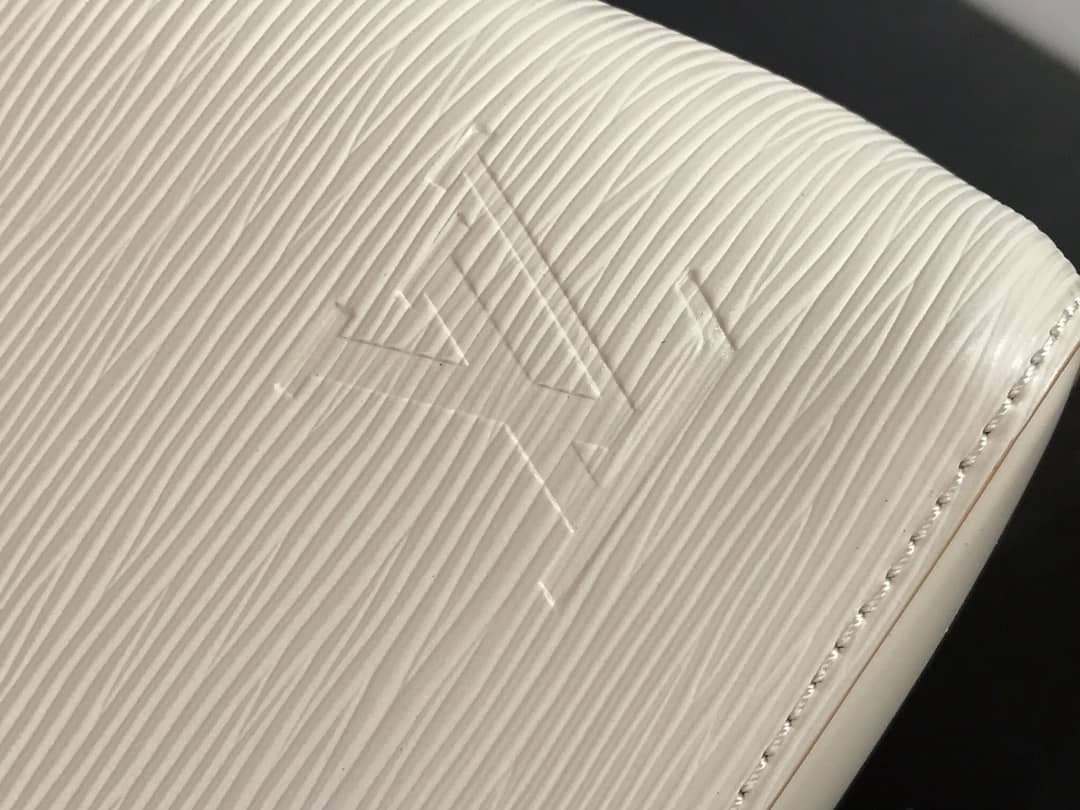 Louis Vuitton Neonoe BB Replica Bucket Bag Apricot M57693