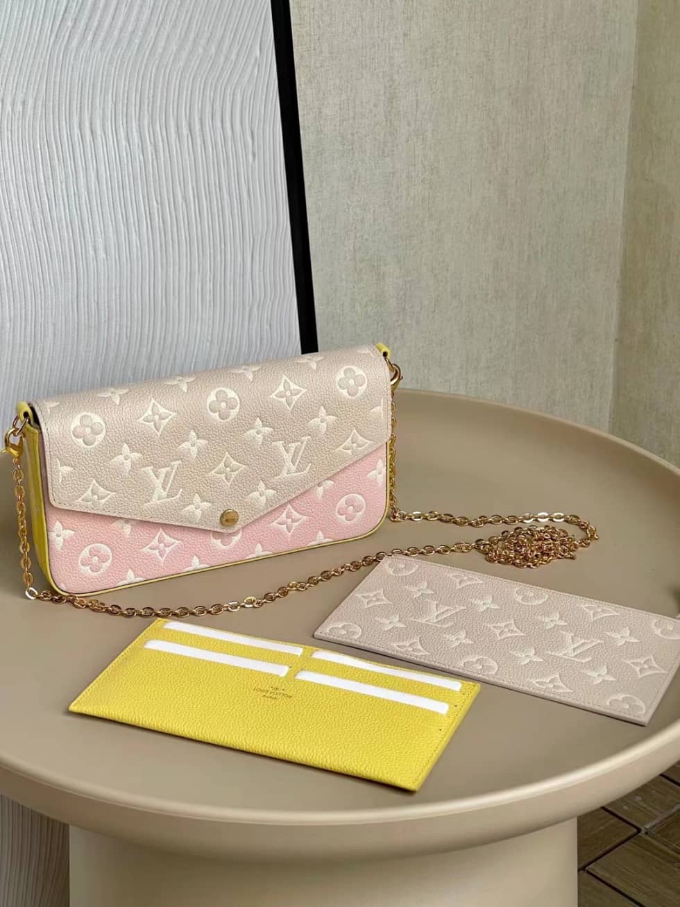 Louis Vuitton Pochette Felicie Monogram Empreinte Pink Beige M81359 Replica