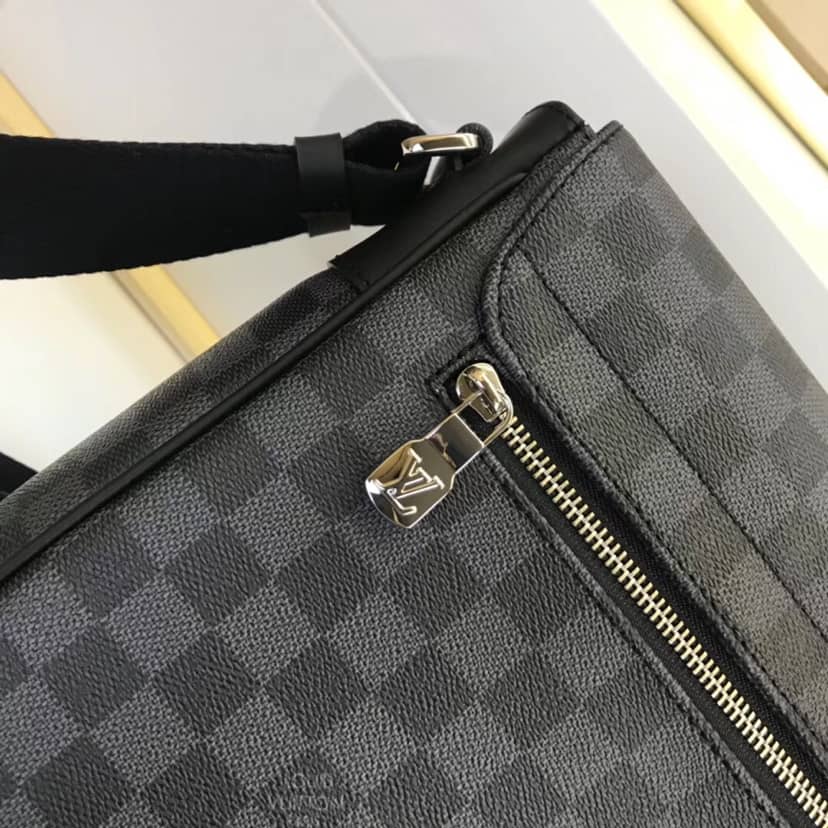 Louis Vuitton Damier Graphite District MM Shoulder Bag Replica N41029