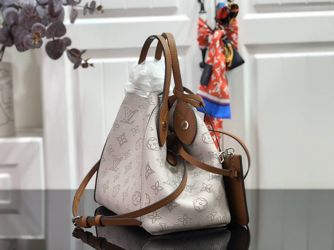 Louis Vuitton Mahina Hina PM Leather Tote Replica White M54353