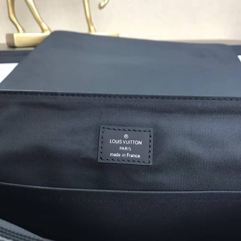 Louis Vuitton District MM Monogram Replica Messenger Bag M44001