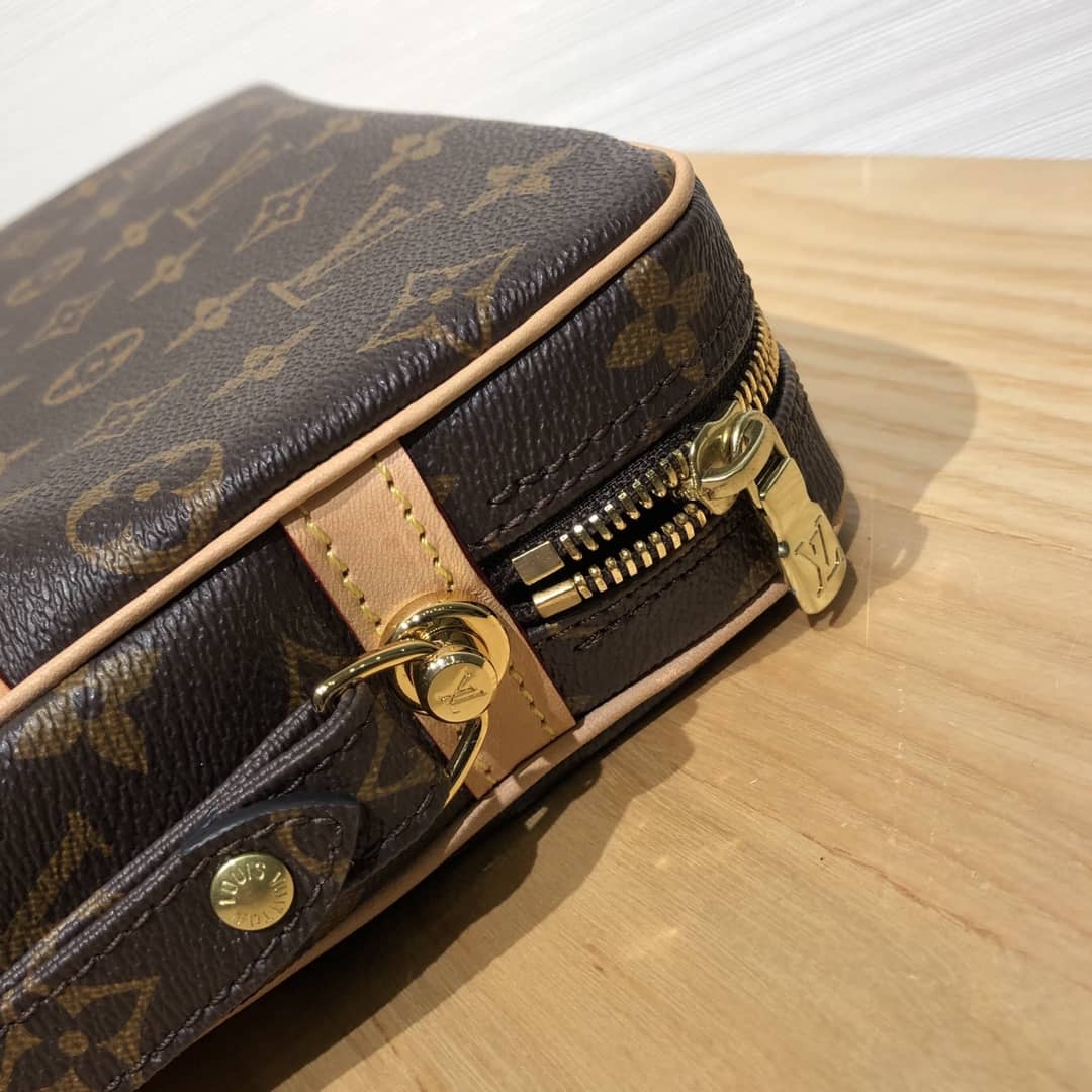 Louis Vuitton Monogram Marly Dragonne Replica Clutch M51825