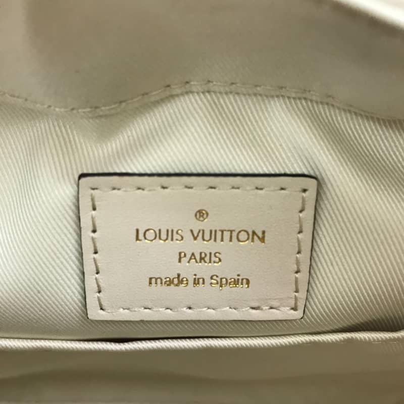 Louis Vuitton Saintonge Monogram Canvas Replica Shoulder Bag White M43557