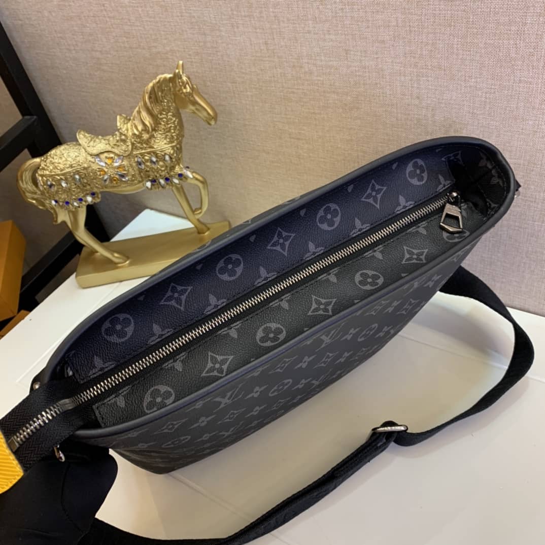 Louis Vuitton Besace Zippée Monogram MM Replica Bag Black M45214