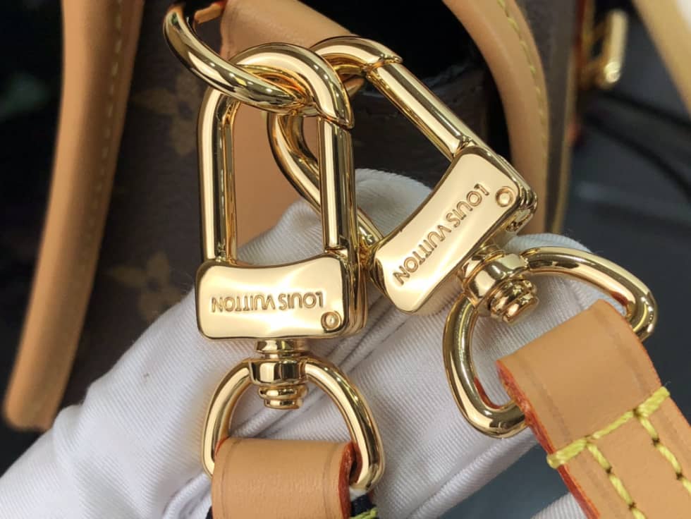 Louis Vuitton Diane Monogram M45985 Replica Crossbody Bag