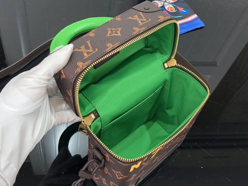 Louis Vuitton Vertical Box Trunk Monogram Brown M59664 Replica Shoulder Bag