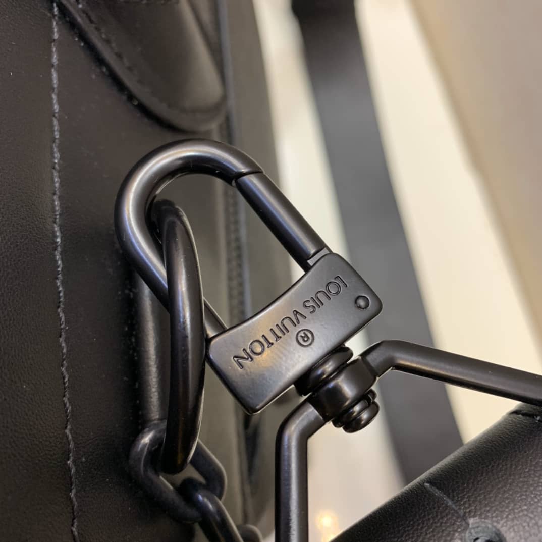 Louis Vuitton Taiga Steamer PM Messenger Bag Replica Rainbow Virgil M30339