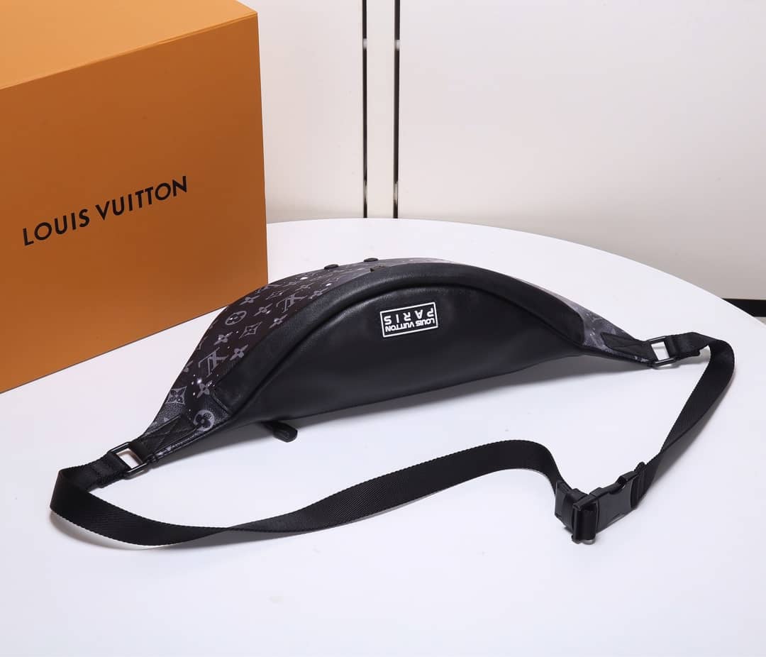 Louis Vuitton Monogram Galaxy Discovery Replica Belt Bag M44444