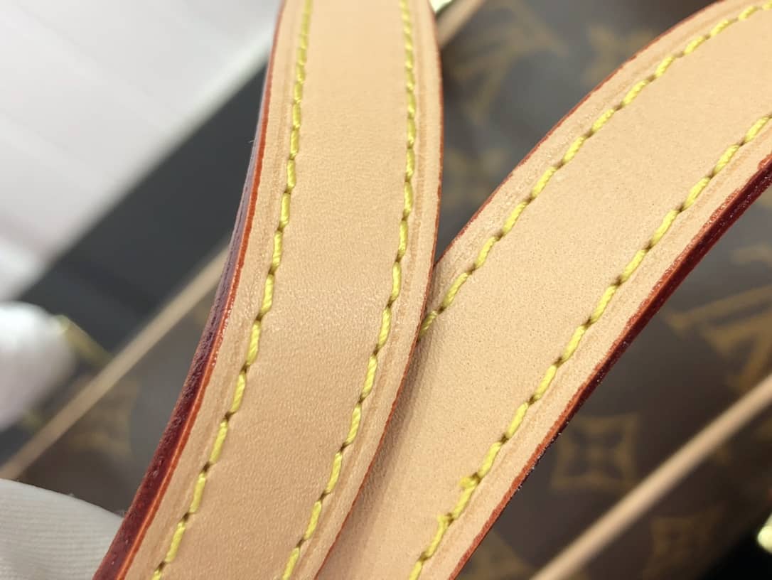 Louis Vuitton Monogram Cite MM Replica Shoulder Bag M51182