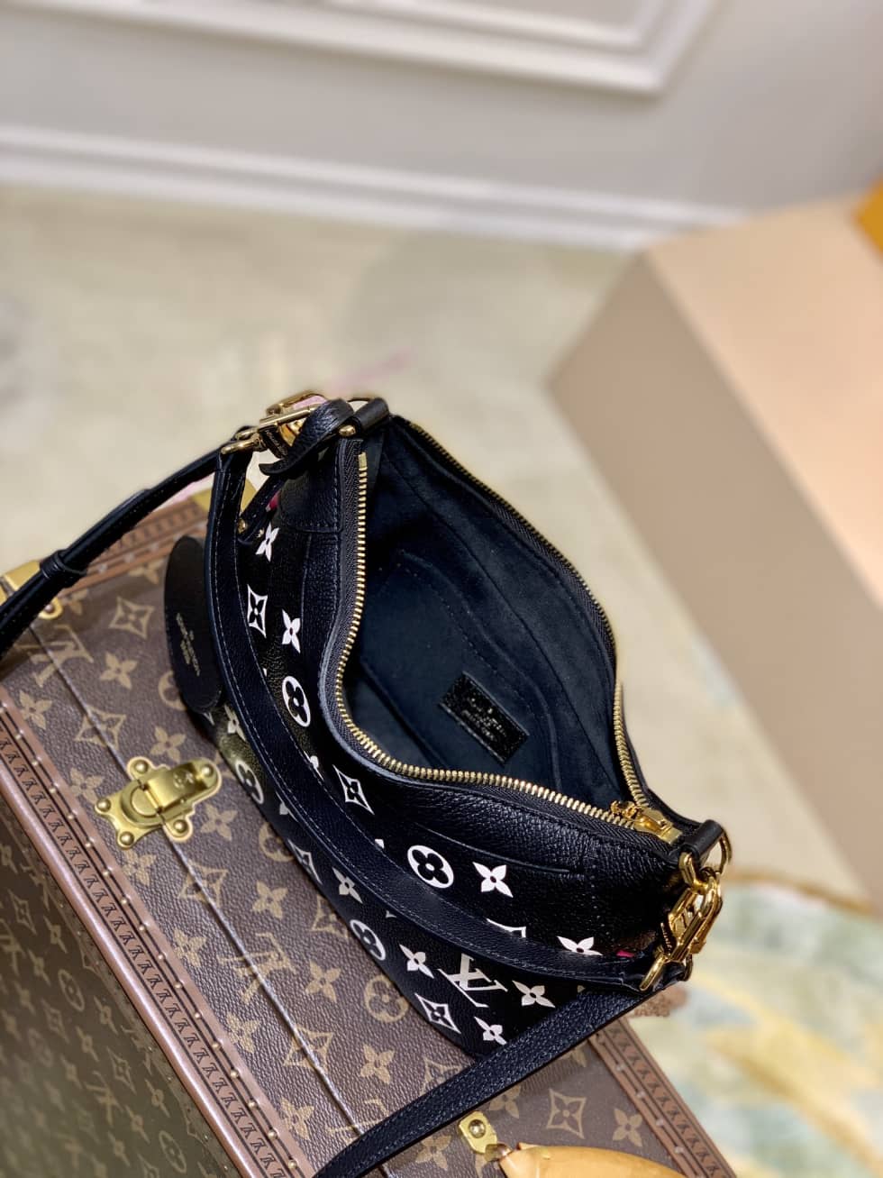 Louis Vuitton Bagatelle BB Monogram Empreinte Black White M46091 Replica Hobo
