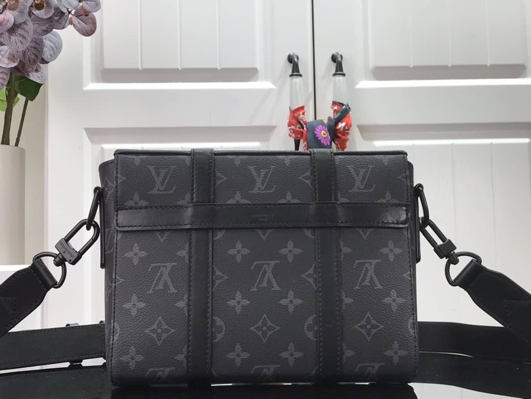 Louis Vuitton Monogram Eclipse Coated Canvas Trunk Messenger Bag Replica M45727