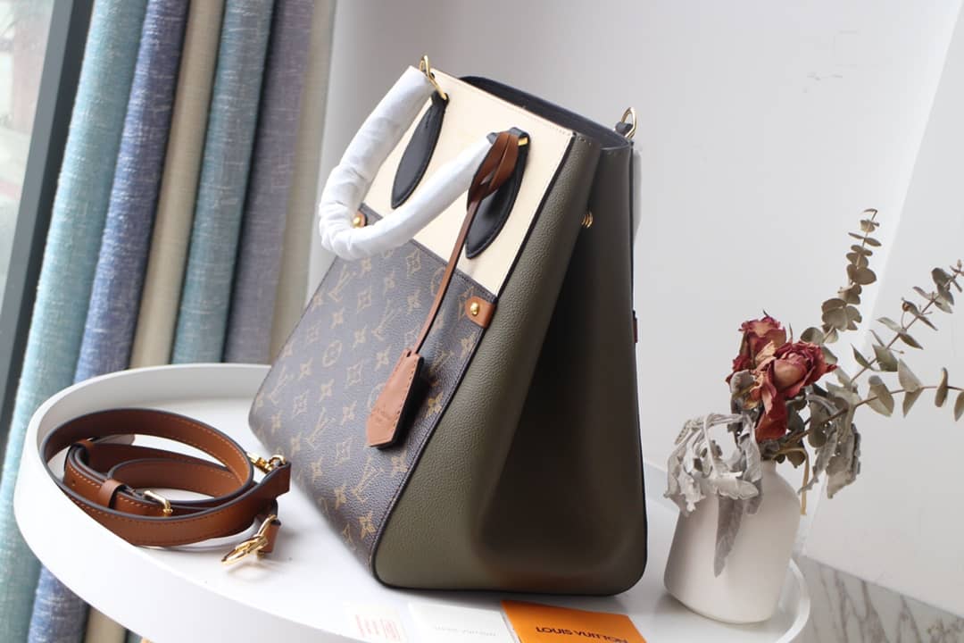 Louis Vuitton Monogram Fold MM 2way Tote Replica White M45409