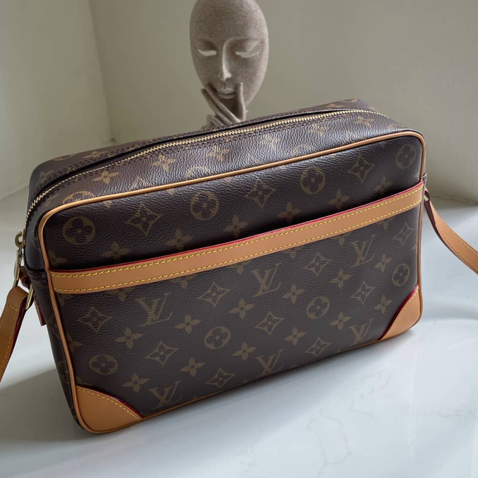 Louis Vuitton Monogram Trocadero 30 M51272 Replica Camera Bag