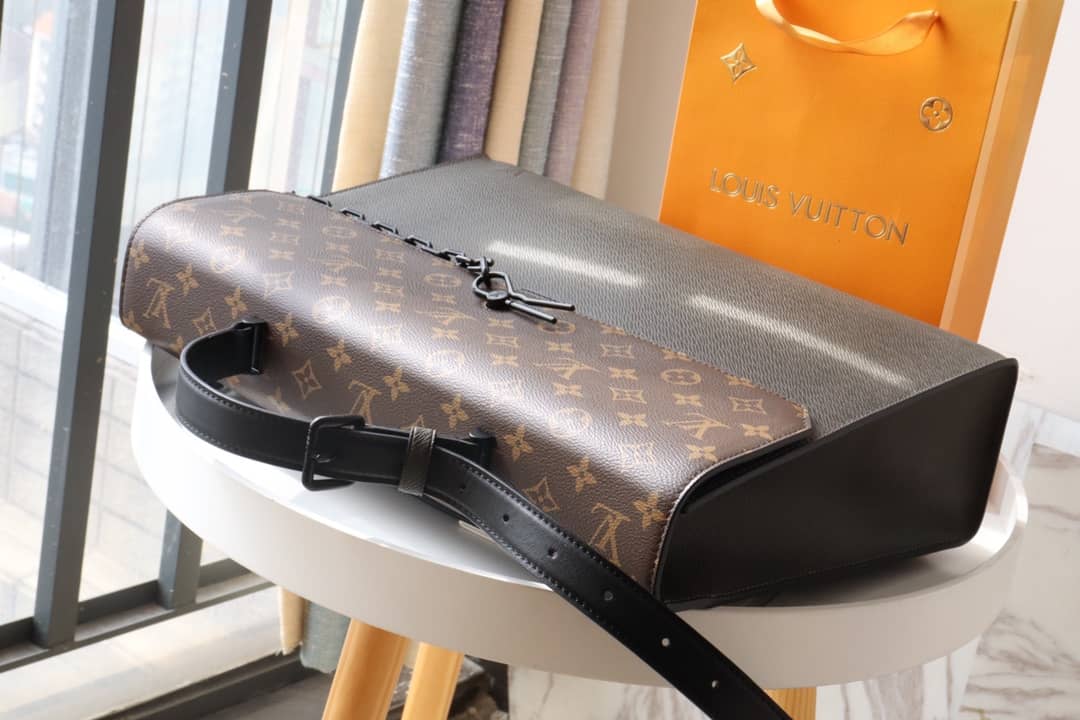 Louis Vuitton Robusto Briefcase Monogram Canvas Taiga Leather Replica M30591