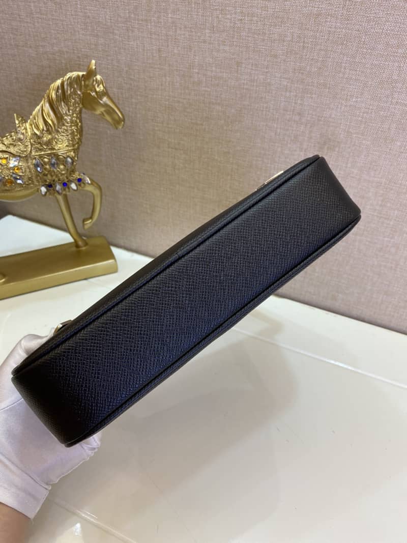 Louis Vuitton Pochette Kasai Taiga Cowhide Leather Tote Replica M30441