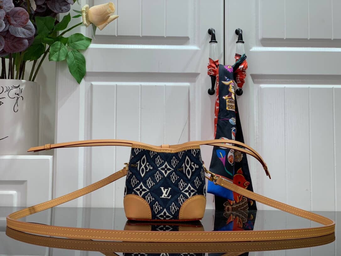 Louis Vuitton Noe Replica Bucket Bag M57447