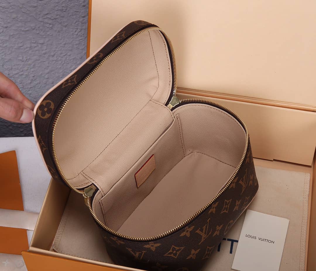 Louis Vuitton Monogram Canvas Nice Mini Beauty Case Replica M44495