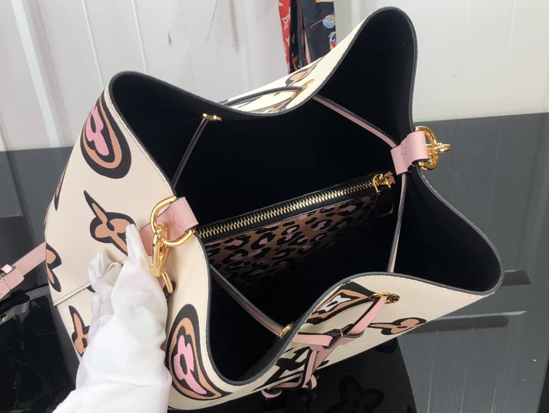 Louis Vuitton Neo Noe Monogram Casual Leather Replica Bag White M44679