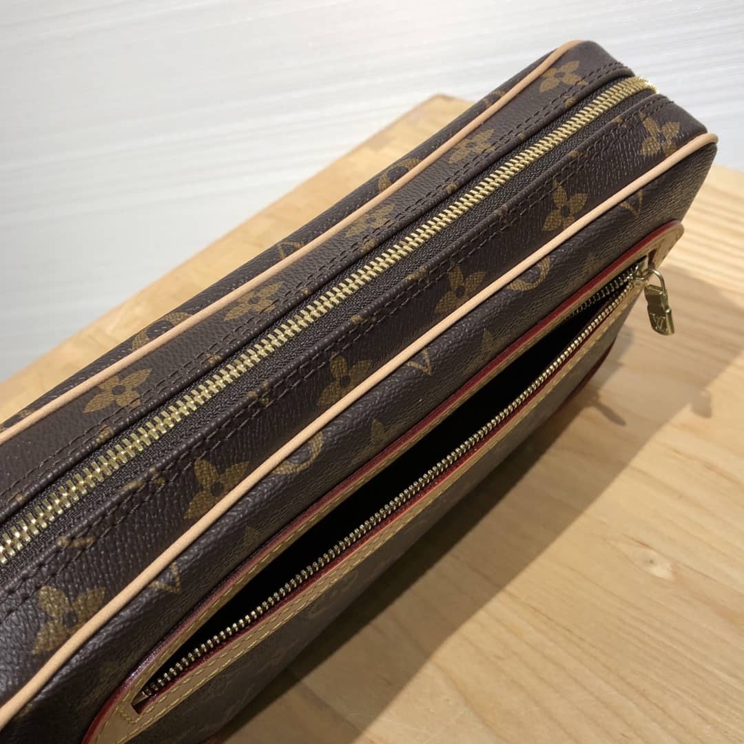 Louis Vuitton Monogram Marly Dragonne Replica Clutch M51825