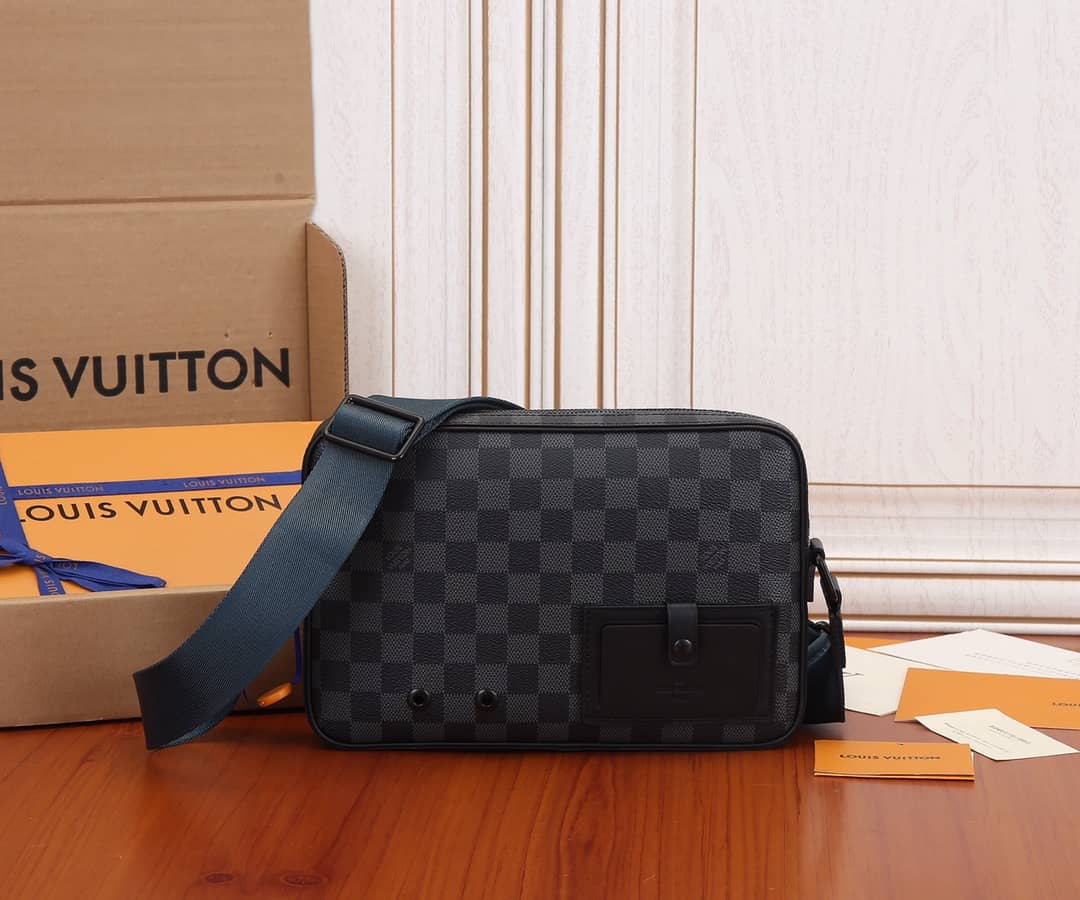 Louis Vuitton Damier Graphite Alpha Messenger Bag Replica N40188