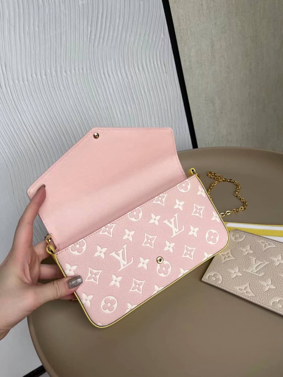 Louis Vuitton Pochette Felicie Monogram Empreinte Pink Beige M81359 Replica
