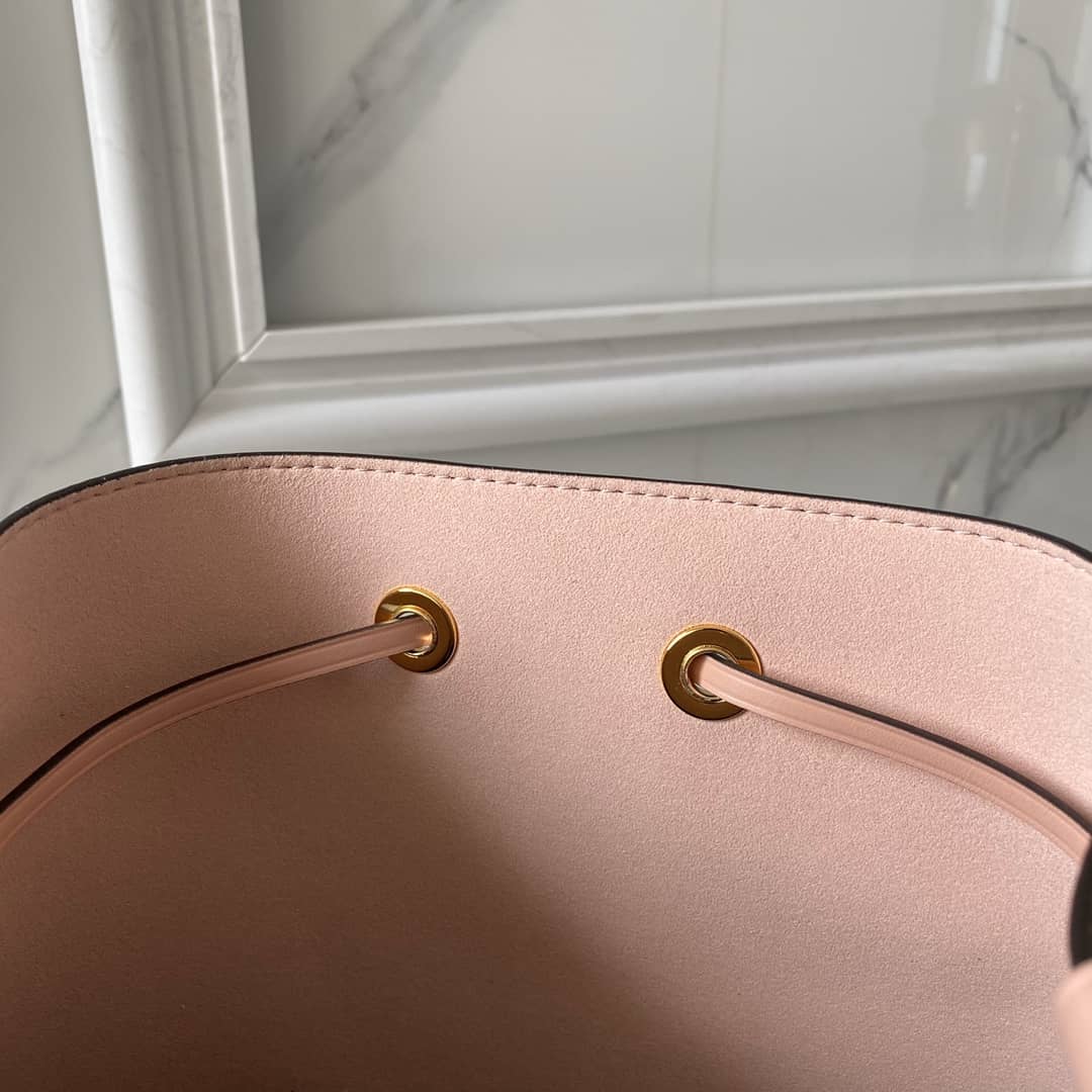 Louis Vuitton Neo Noe Monogram Replica Drawstring Bag Rose M44022