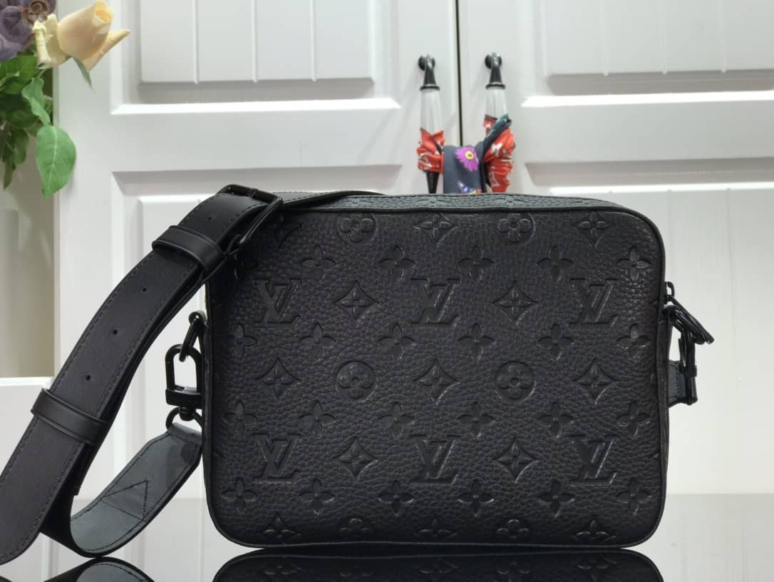 Louis Vuitton Steamer Taurillon Monogram Messenger Bag Replica M57307