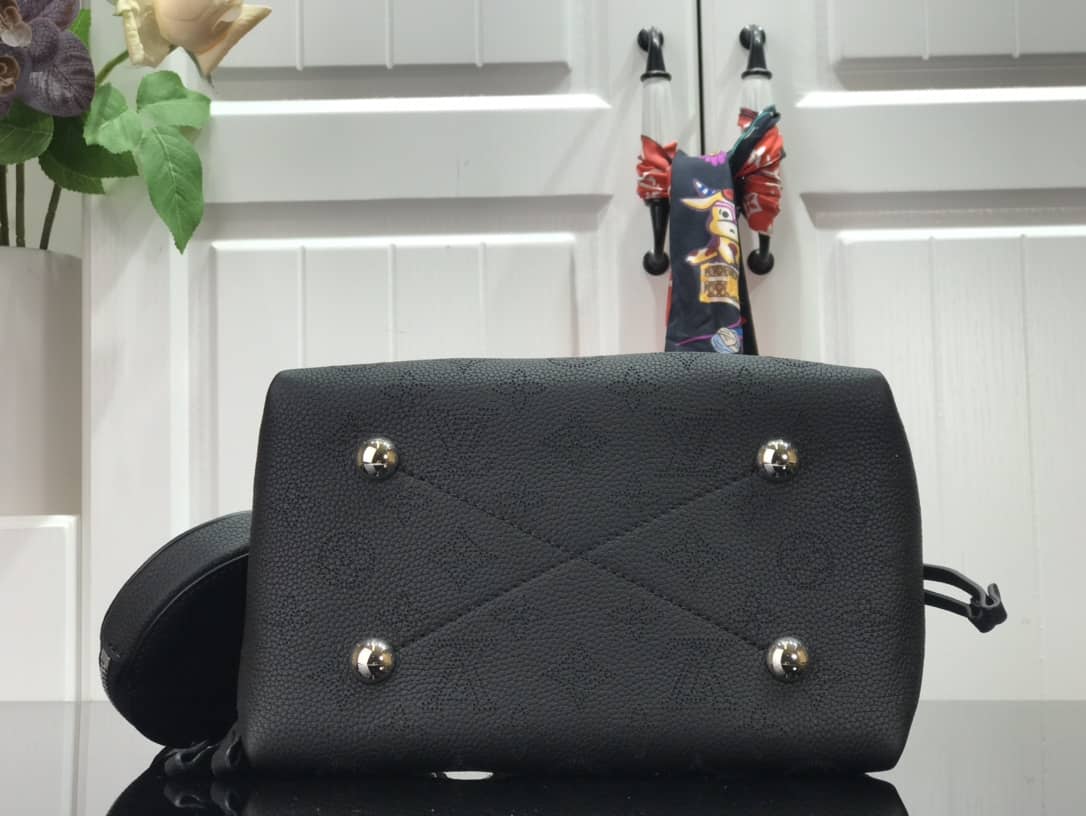 Louis Vuitton Bella Mahina Magnolia Leather Replica Bag Black M57068