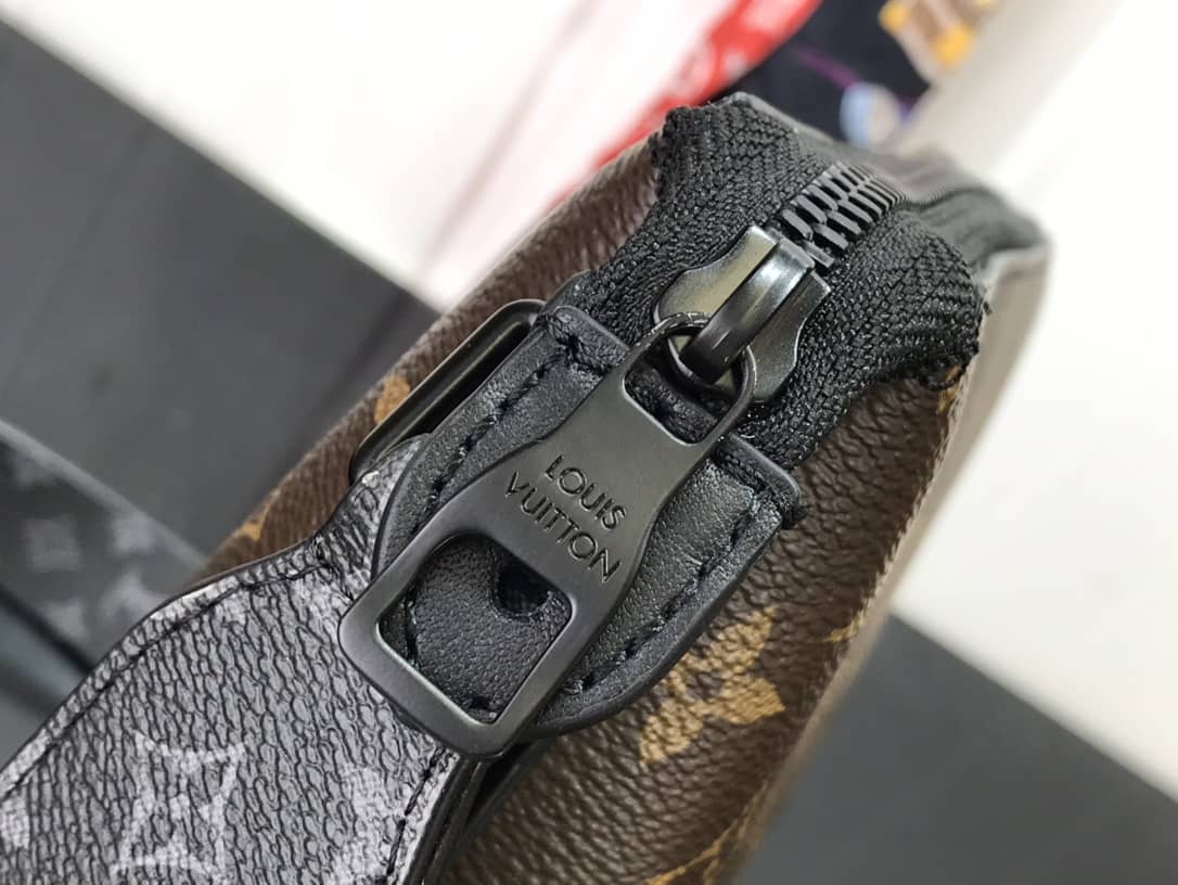 Louis Vuitton Monogram Coated Canvas Cruiser Messenger Bag Replica M57966