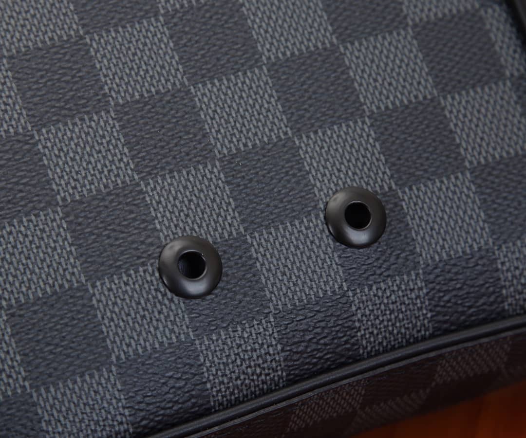 Louis Vuitton Damier Graphite Alpha Messenger Bag Replica N40188