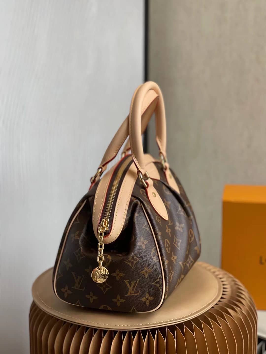 Louis Vuitton Monogram Tivoli PM M40143 Replica Shoulder Bag