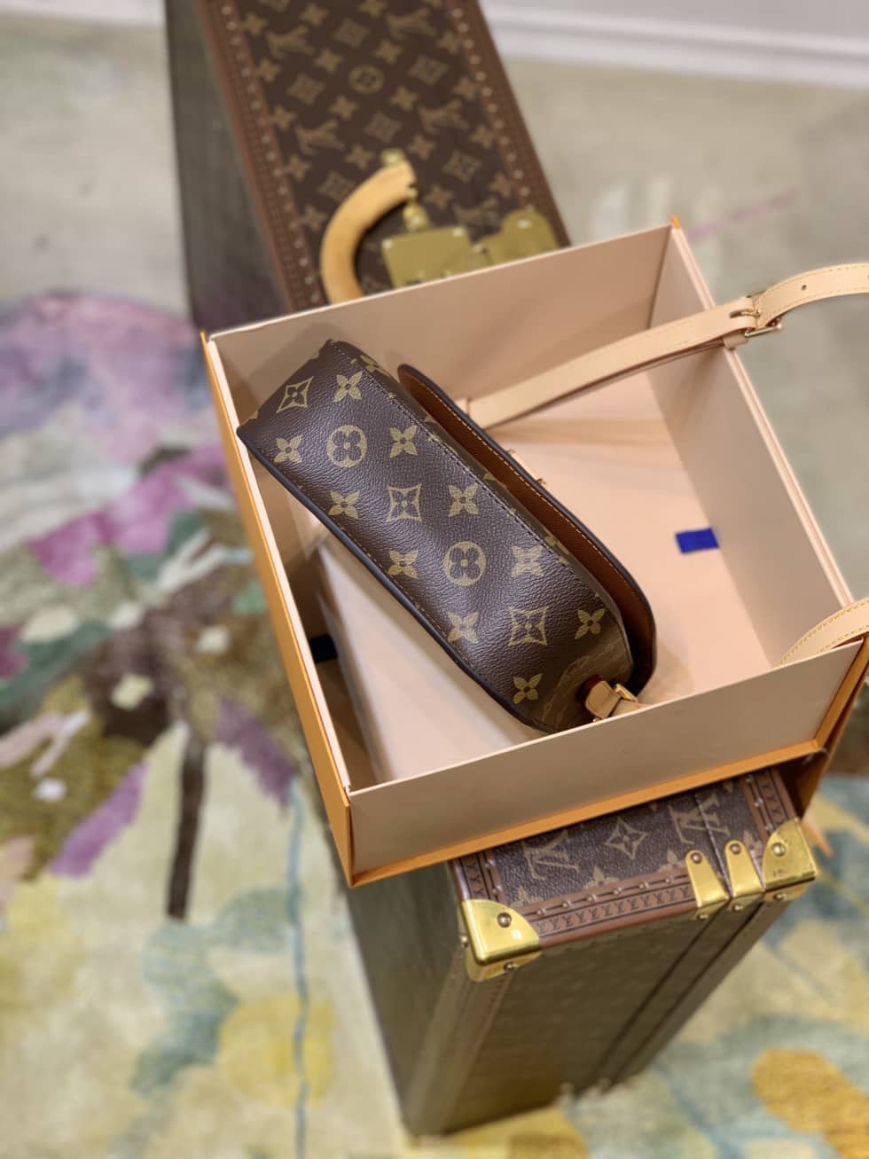 Louis Vuitton Monogram Saint Cloud MM M51243 Replica Messenger Bag