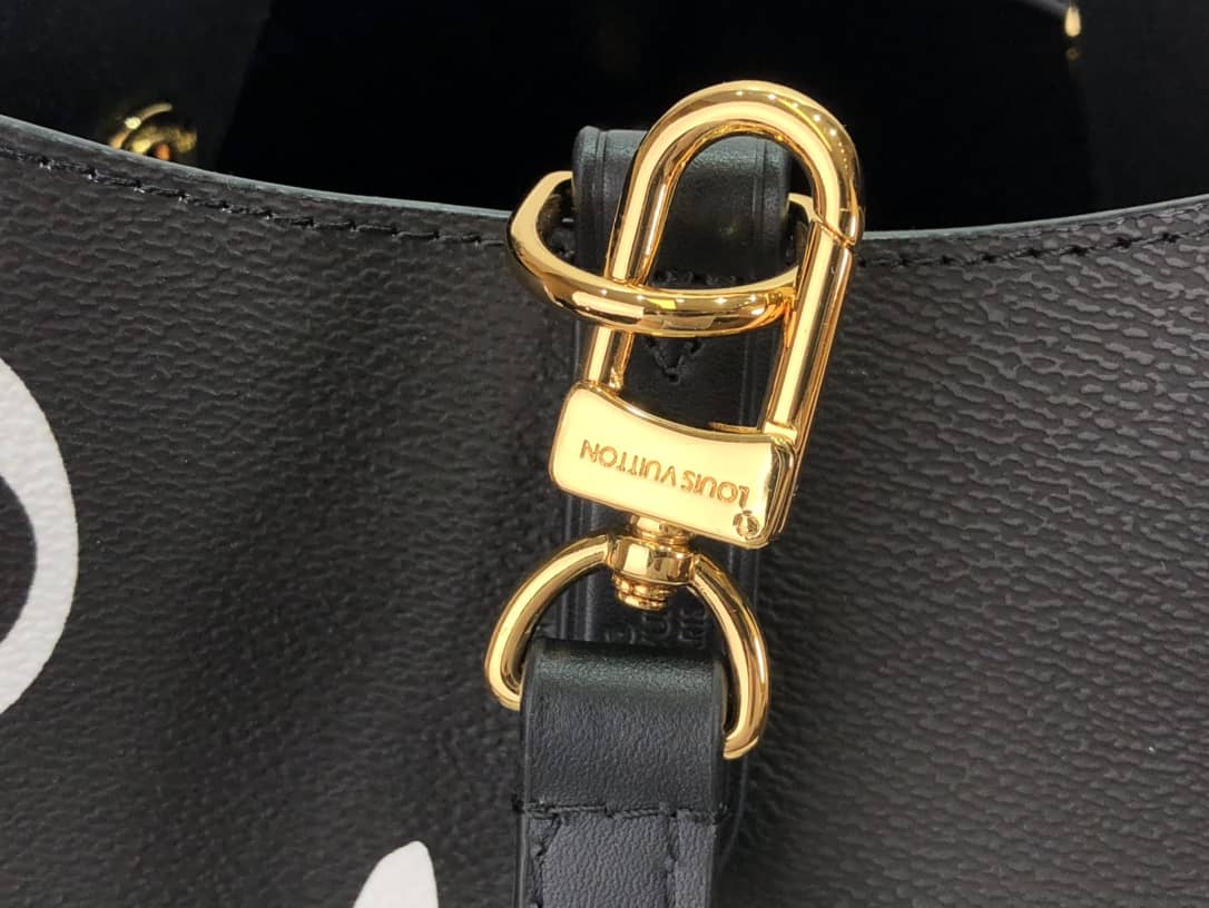 Louis Vuitton Neo Noe Monogram Giant PVC Canvas Replica Shoulder Bag M45821