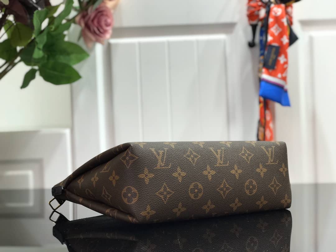 Louis Vuitton Pallas Beauty Case Monogram Canvas Replica Black M64123