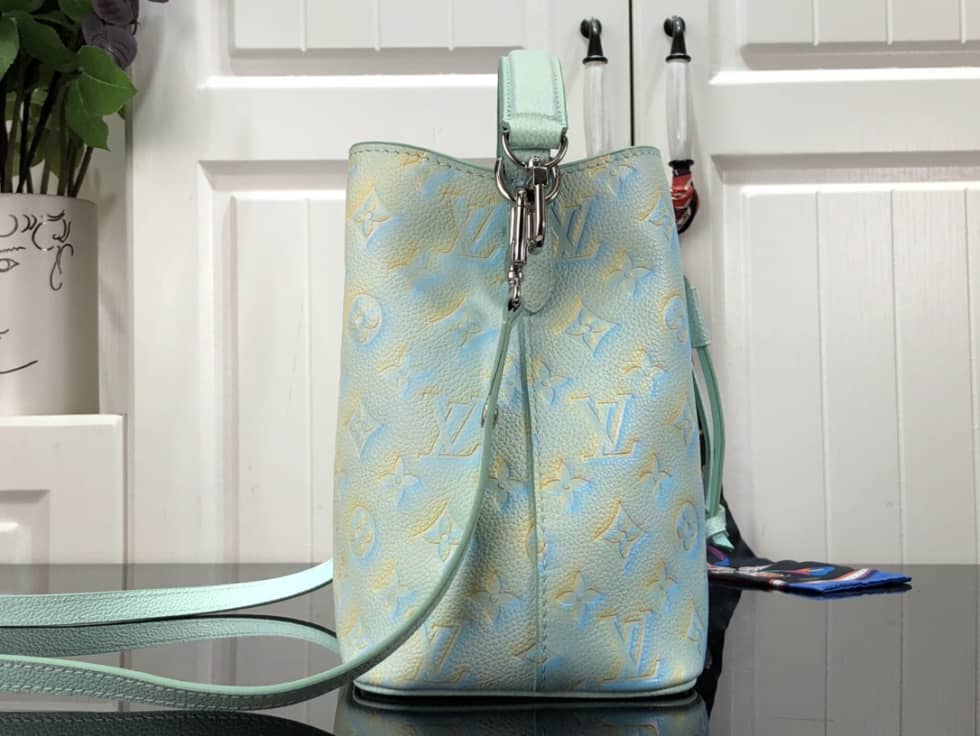 Louis Vuitton Neonoe BB Green M46269 Replica Bucket Bag