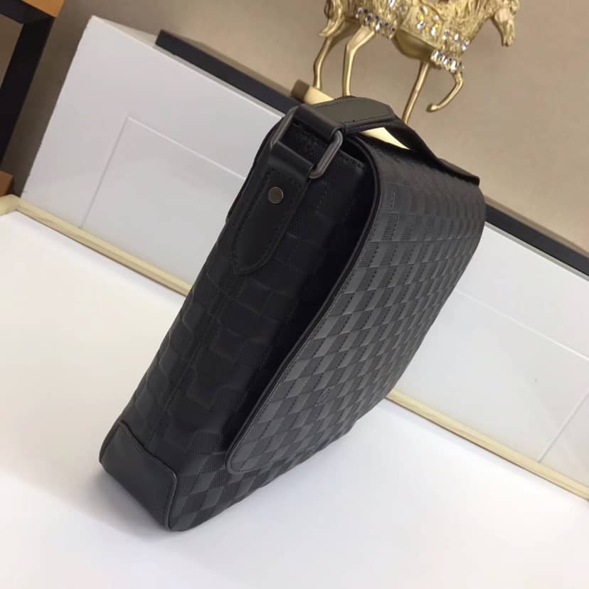 Louis Vuitton District MM Damier Anfini Replica Shoulder Bag N41284