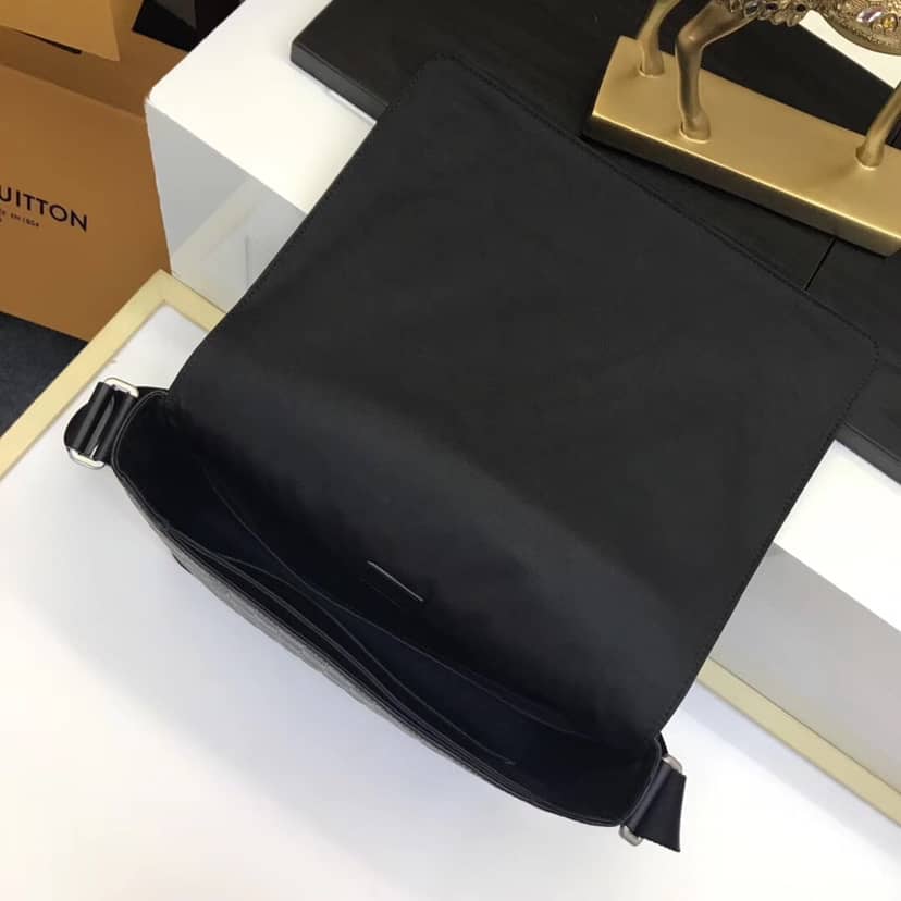 Louis Vuitton District PM Damier Infini Leather Shoulder Bag Replica N41038