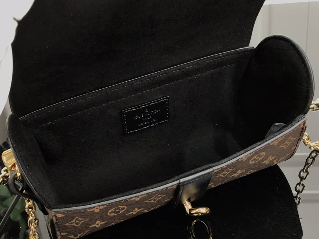 Louis Vuitton Replica Glasses Case Epi Monogram White M43903