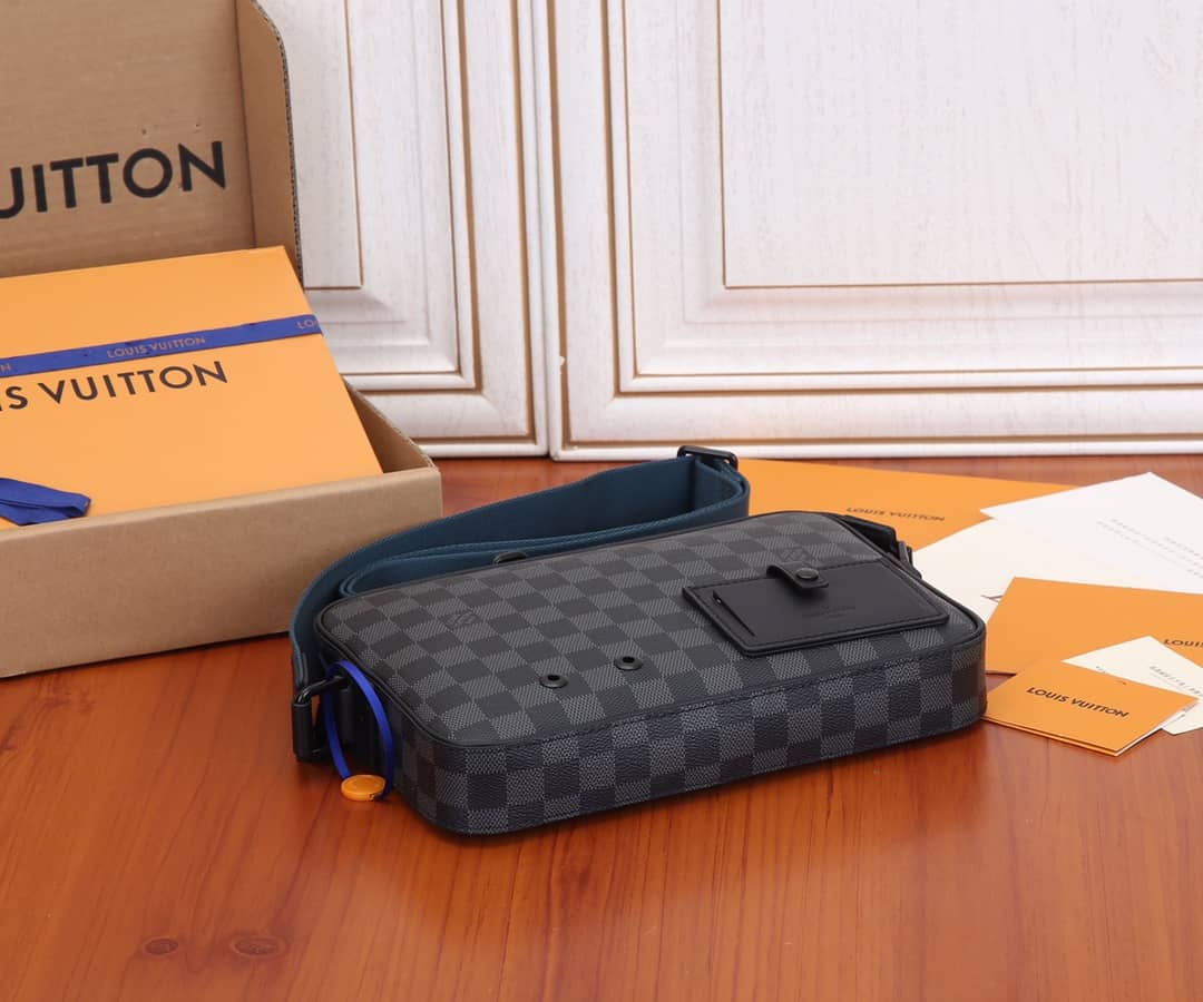 Louis Vuitton Damier Graphite Alpha Messenger Bag Replica N40188