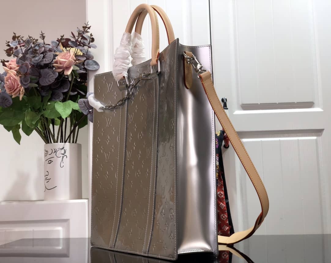 Louis Vuitton Sac Plat Monogram Mirror Coated Shoulder Bag Replica Silver M45884