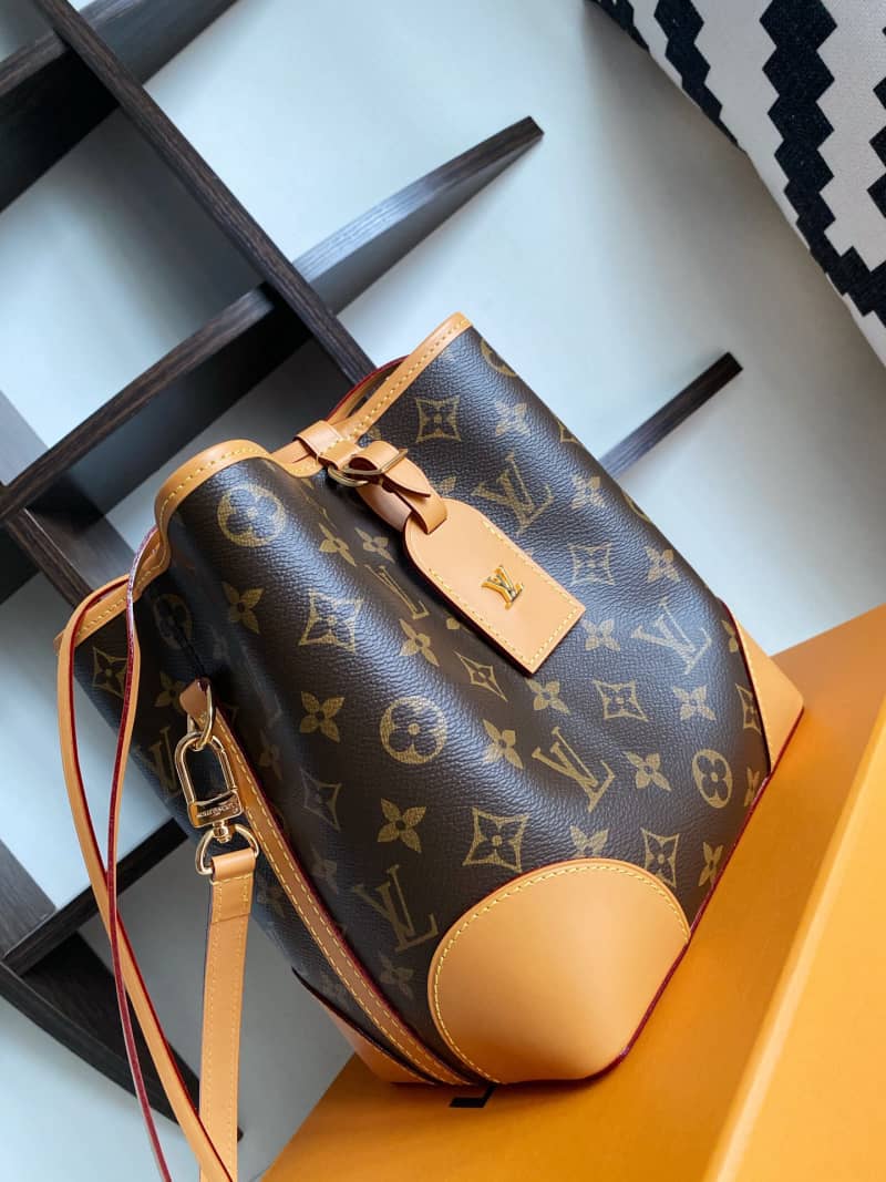 Louis Vuitton Monogram Canvas Replica Bucket Bag M45550