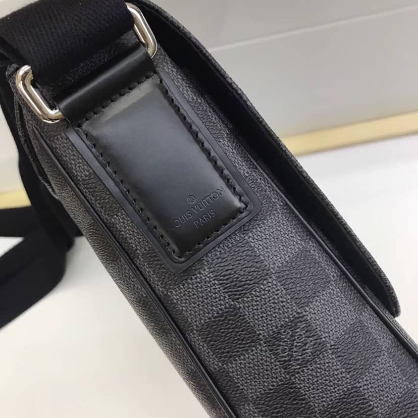 Louis Vuitton District PM Damier Graphite Replica Shoulder Bag N41260