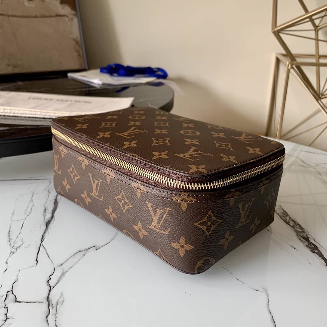 Louis Vuitton Packing Cube MM Monogram Canvas Replica Bag M43689