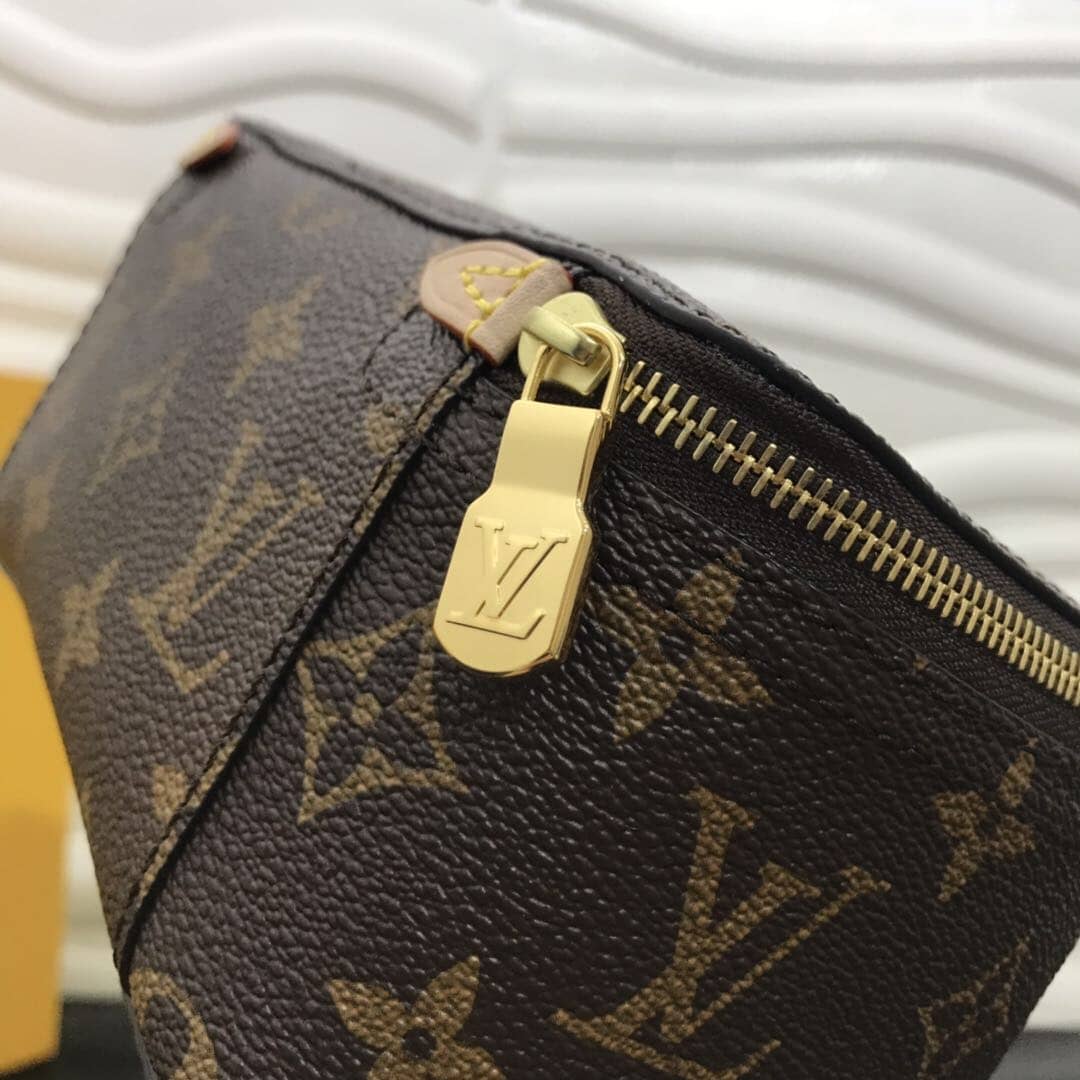 Louis Vuitton Monogram Packing Cube MM Replica