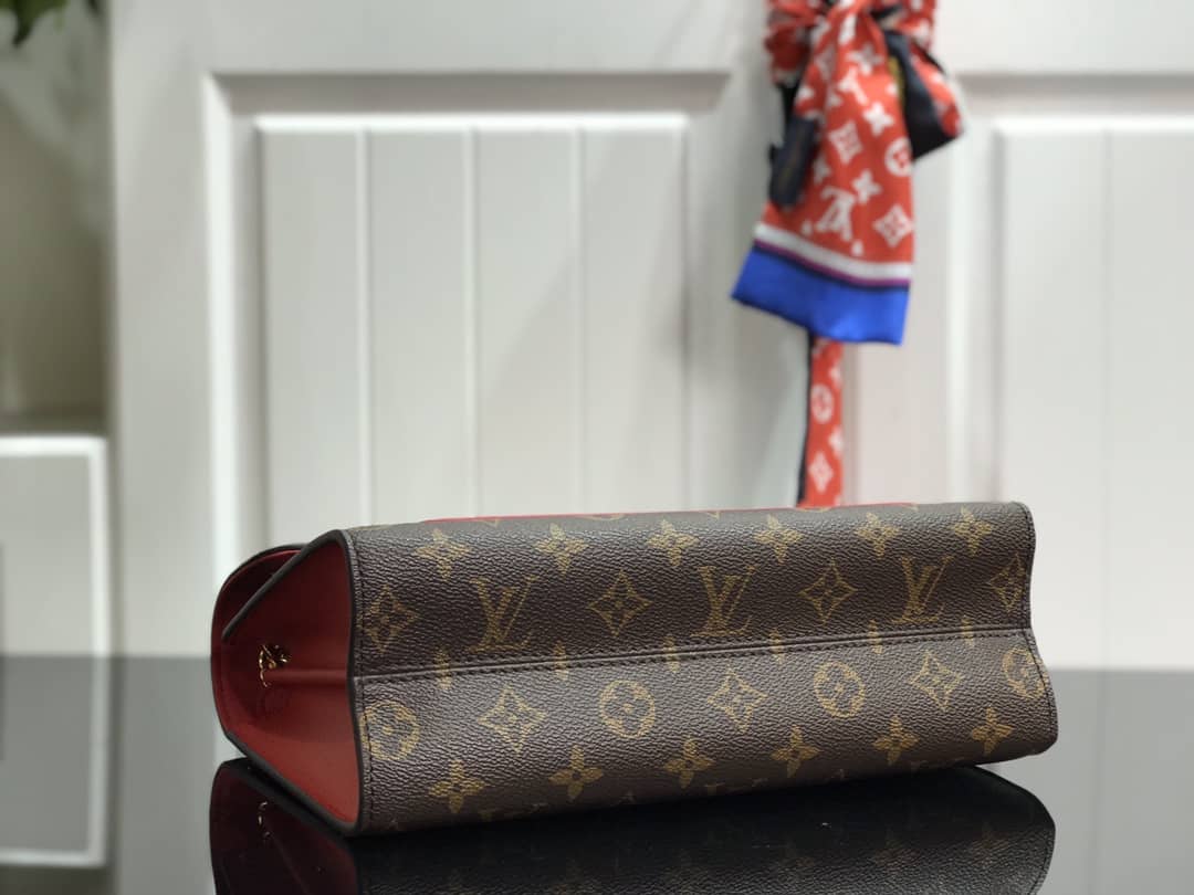 Louis Vuitton Monogram Canvas Victoire Chain Bag Replica Red M41731